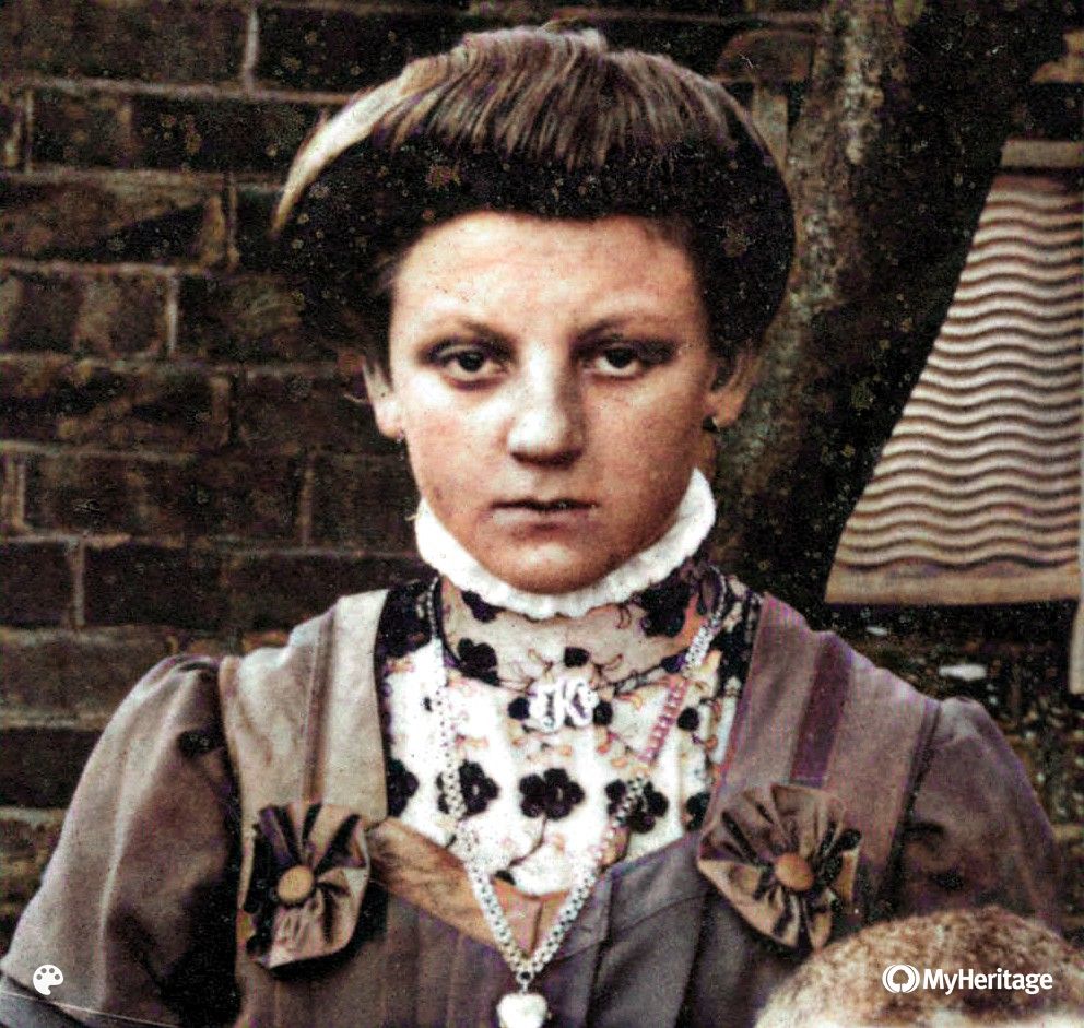 Schwenker, Karoline  geb. 1893